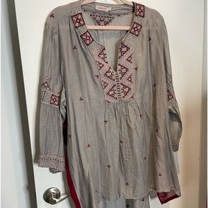 Johnny Was long gray and red tunic. SZ XL .